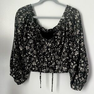 Black Floral Balloon Sleeve Blouse